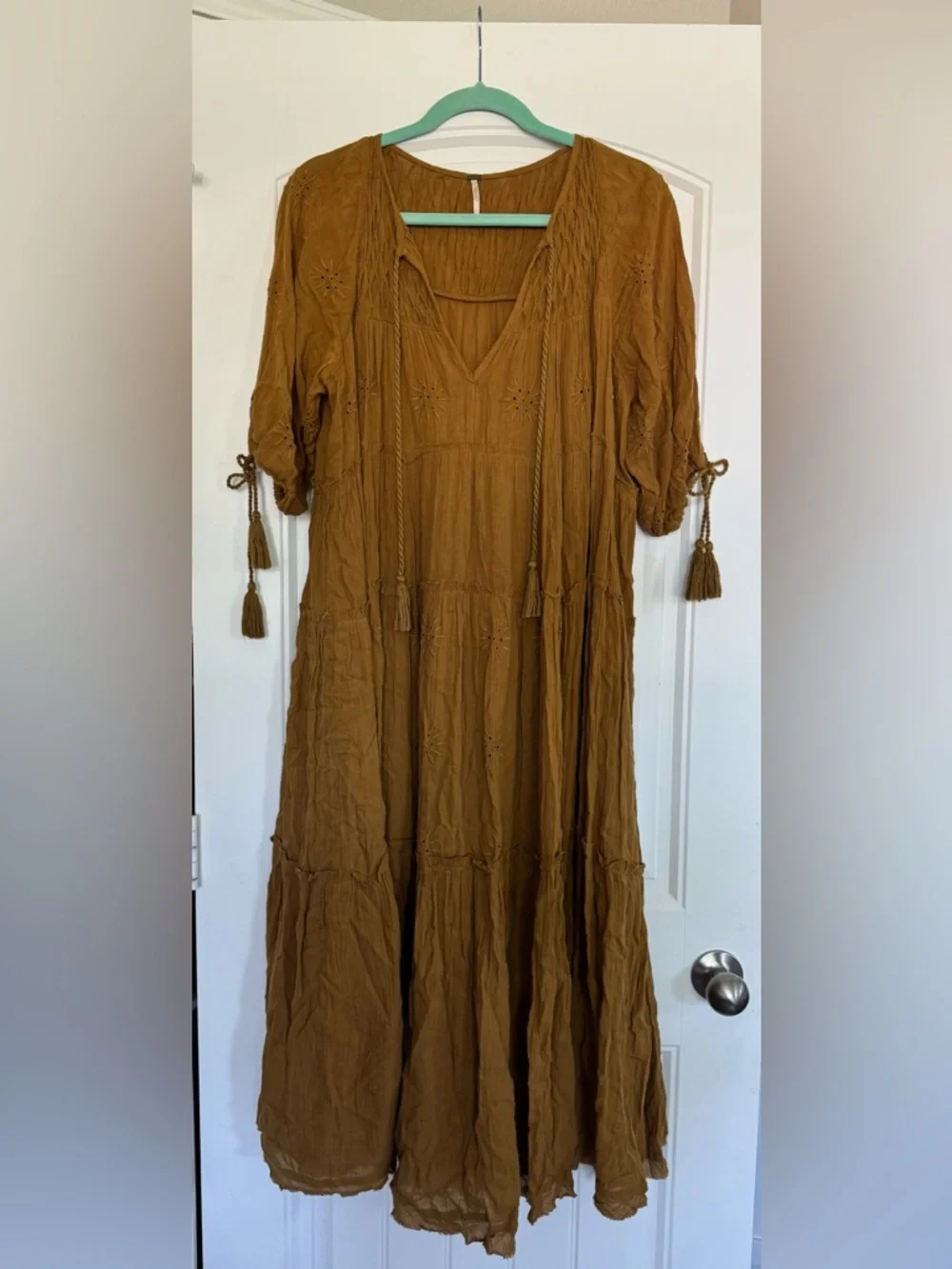 Free People Celestial Skies Tuscan Fields Midi Dress Cotton Bohemian Tiered M - Picture 3 of 9